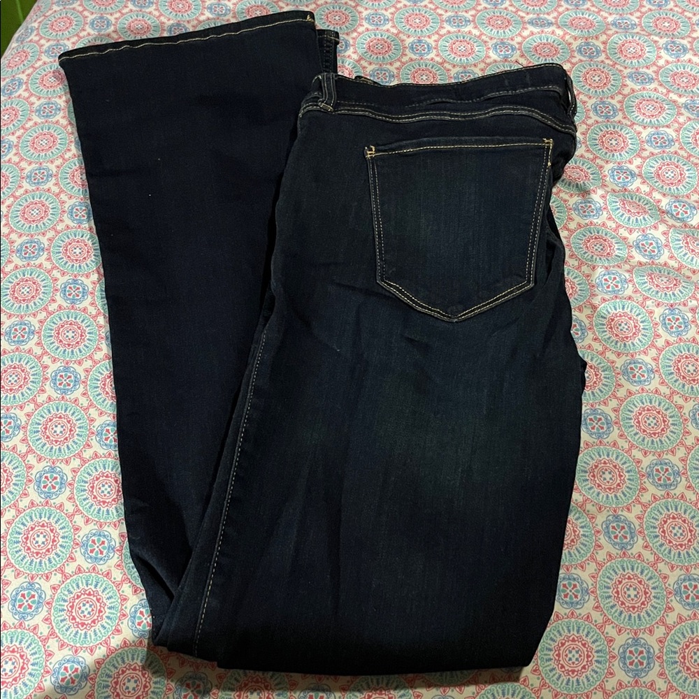 Hollister Mid-Rise Boot Jean